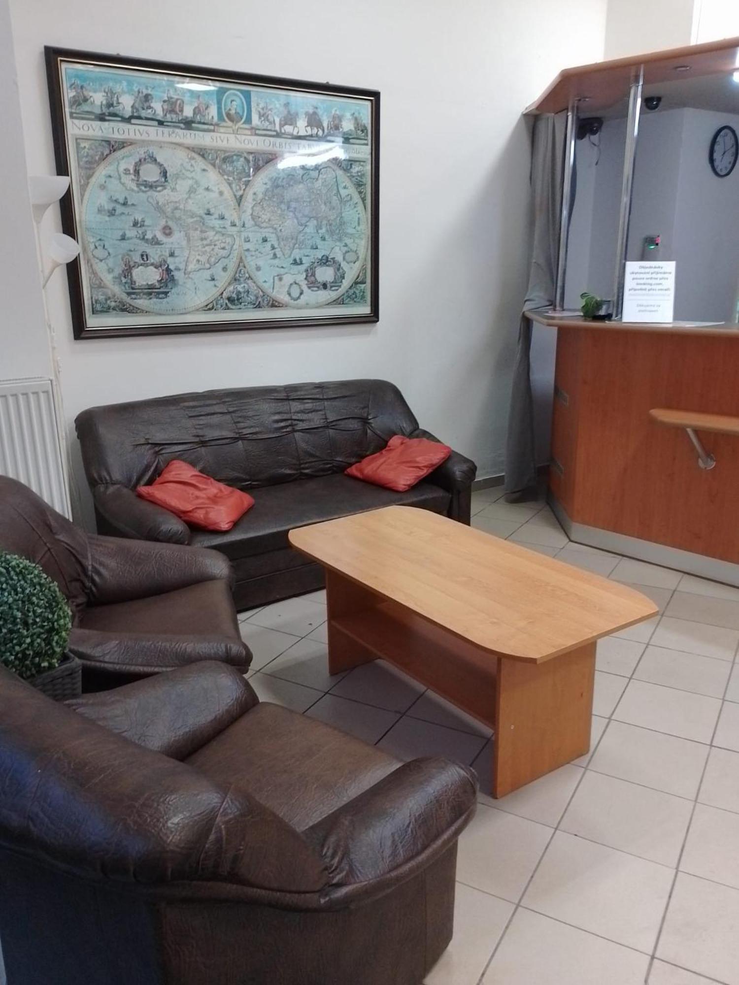 Centrum Ostrava - Rooms Buitenkant foto