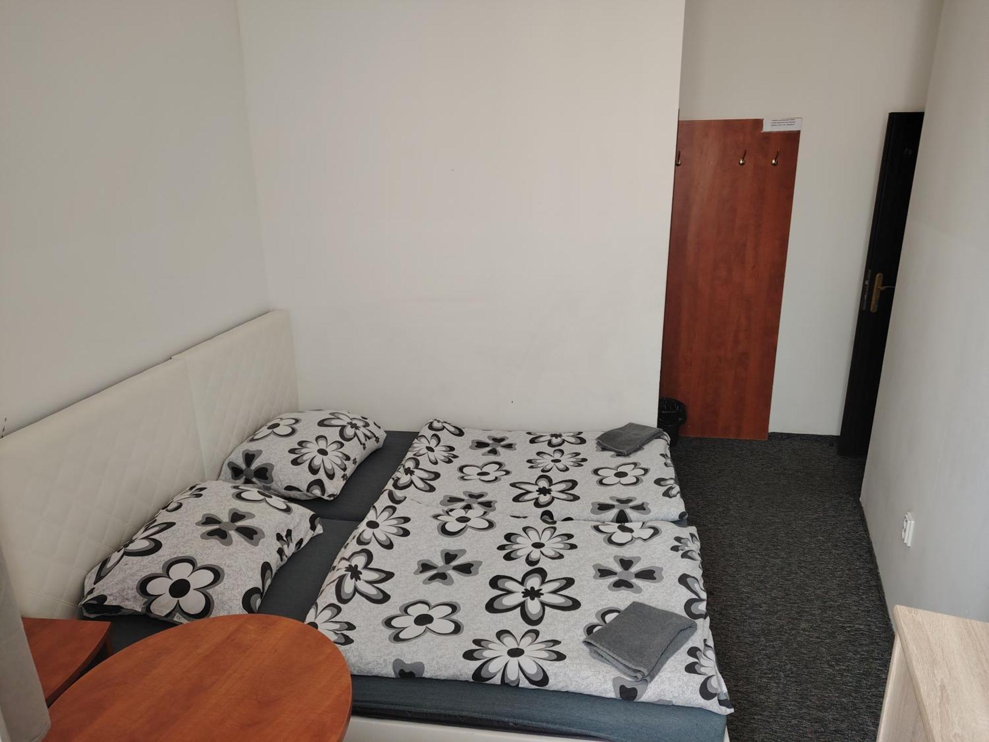 Centrum Ostrava - Rooms Buitenkant foto